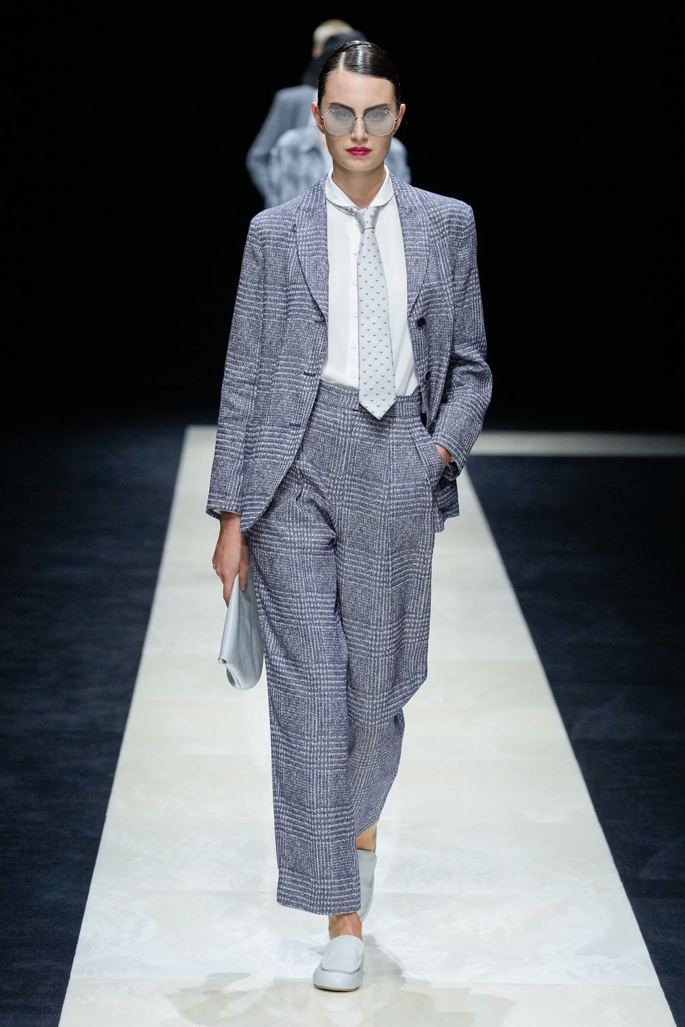 服装设计与穿搭，Armani 2025春夏系列